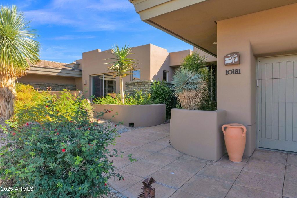 Photo of 10181 E Old Trail Road, Scottsdale, AZ 85262 (MLS # 6960108)