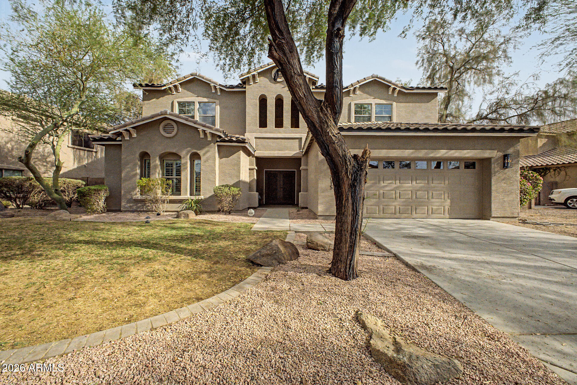3015 E PACKARD Drive