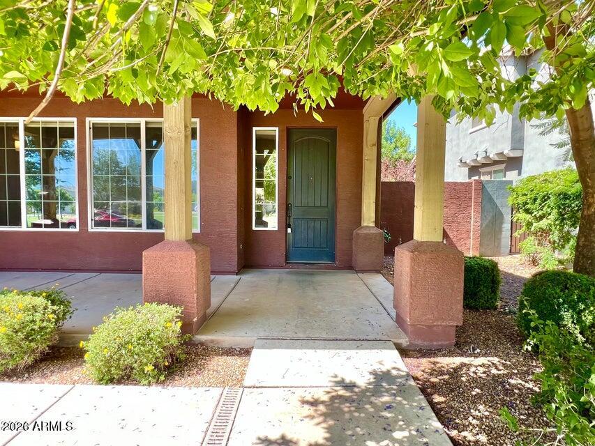 3886 E RAWHIDE Street