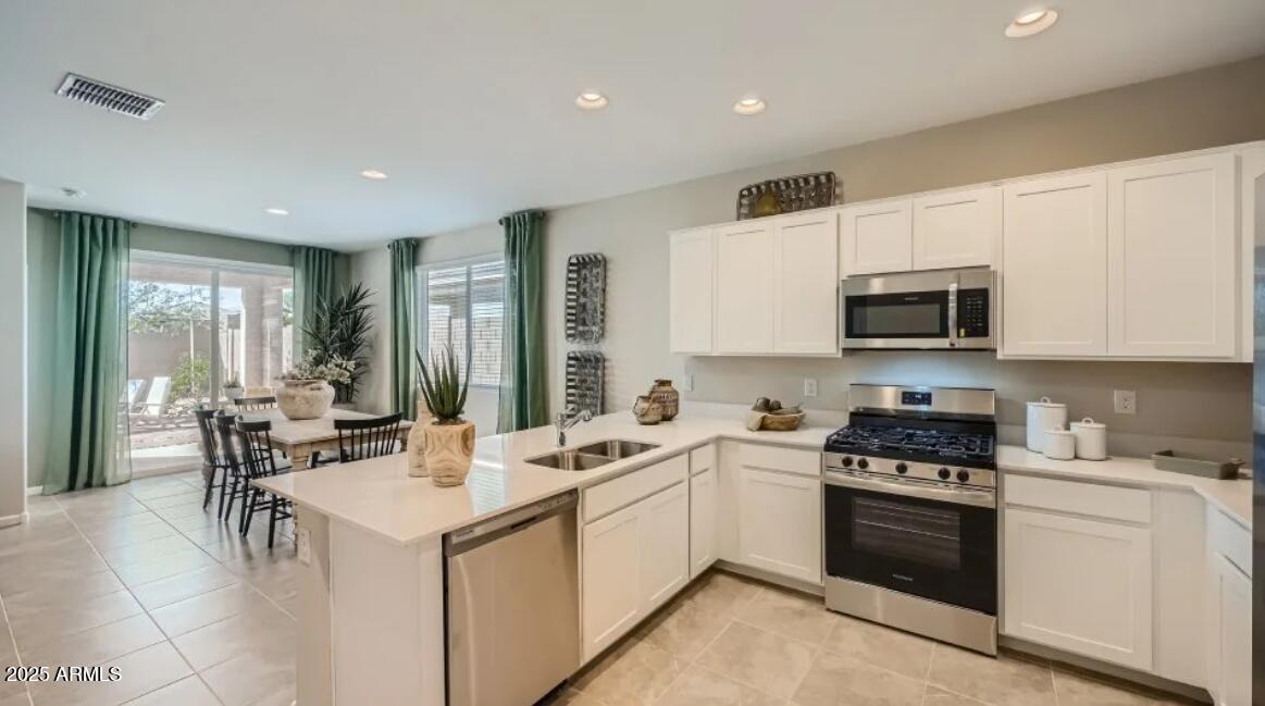 17320 W GRAY FOX Trail