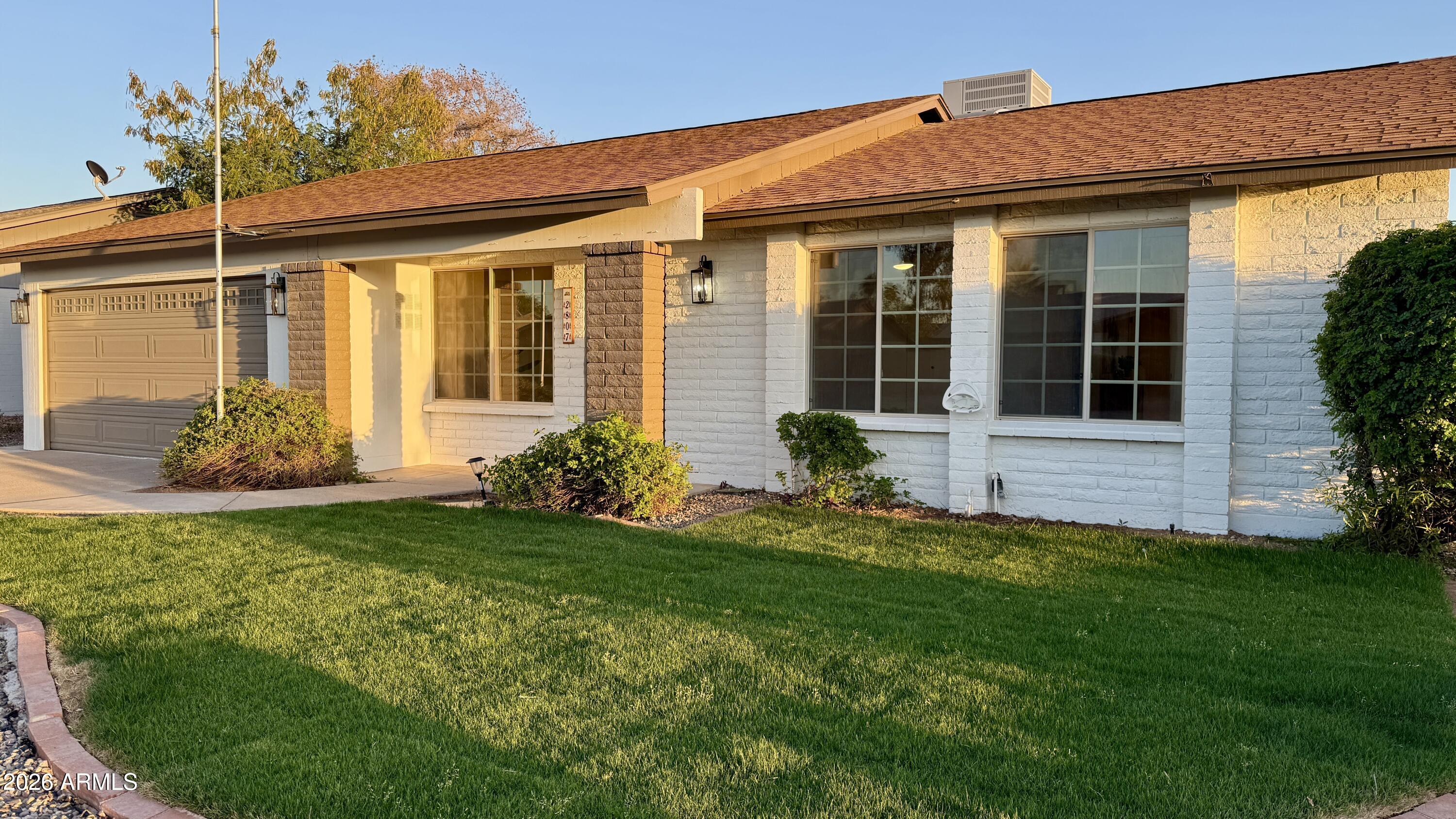 2807 W CHARLESTON Avenue