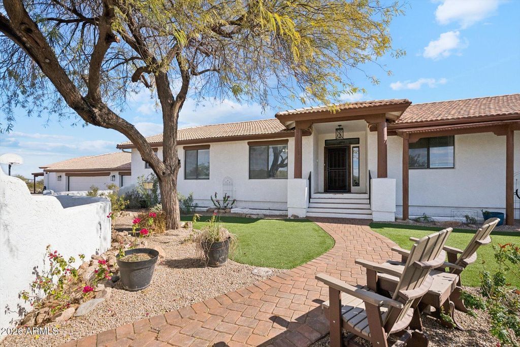 Photo of 12135 N Faldale Road, Casa Grande, AZ 85122 (MLS # 6974943)