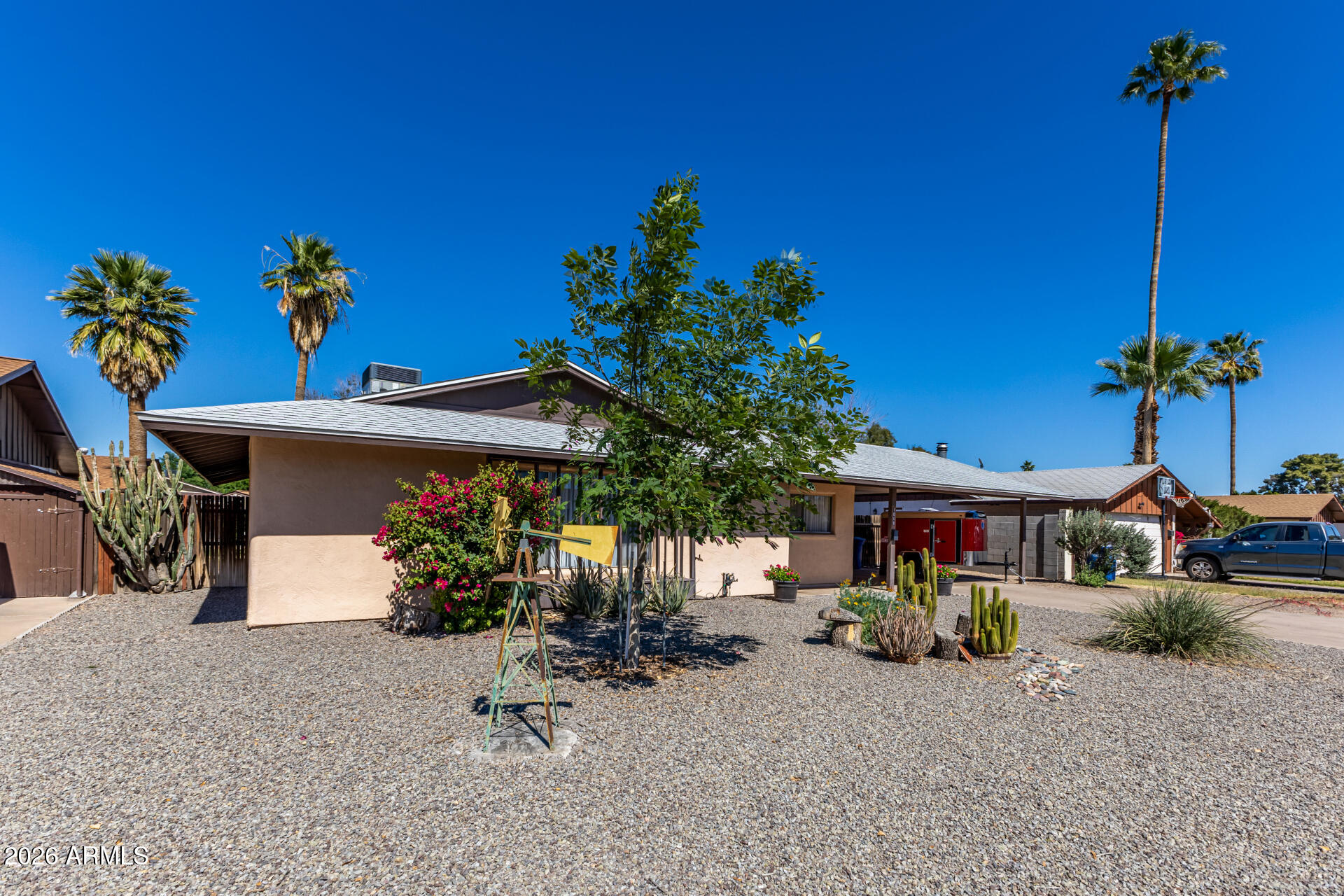 Properties 2 1068 E FROST Drive