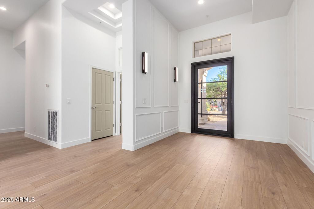 Photo of 11568 E Whispering Wind Drive, Scottsdale, AZ 85255 (MLS # 6915292)