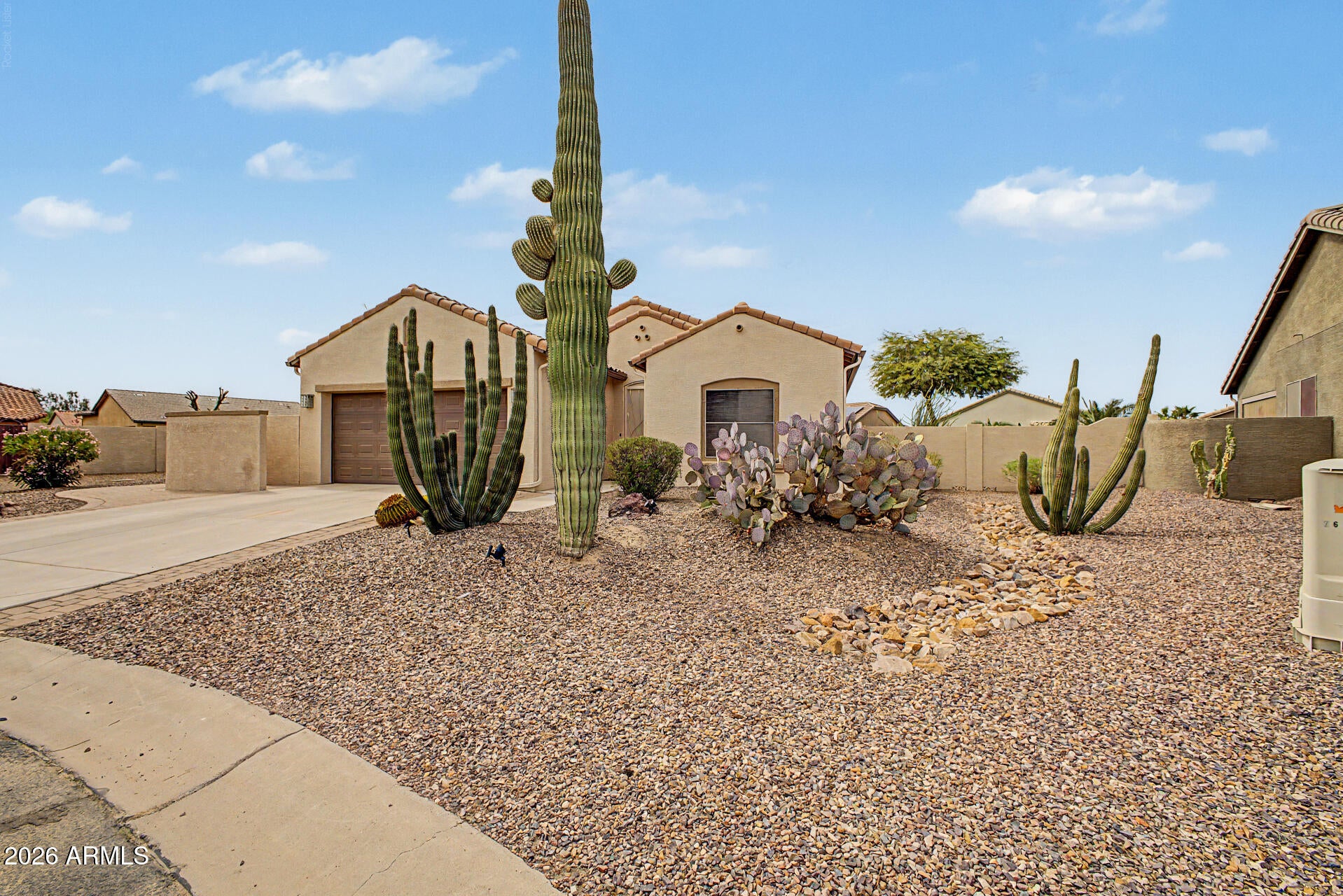 5246 N WILLCOX Drive