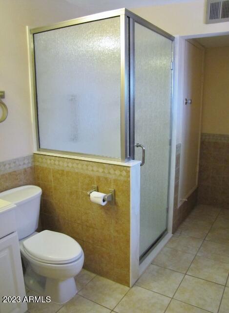 VILLAGE MEADOWS 2 - Residential Lease