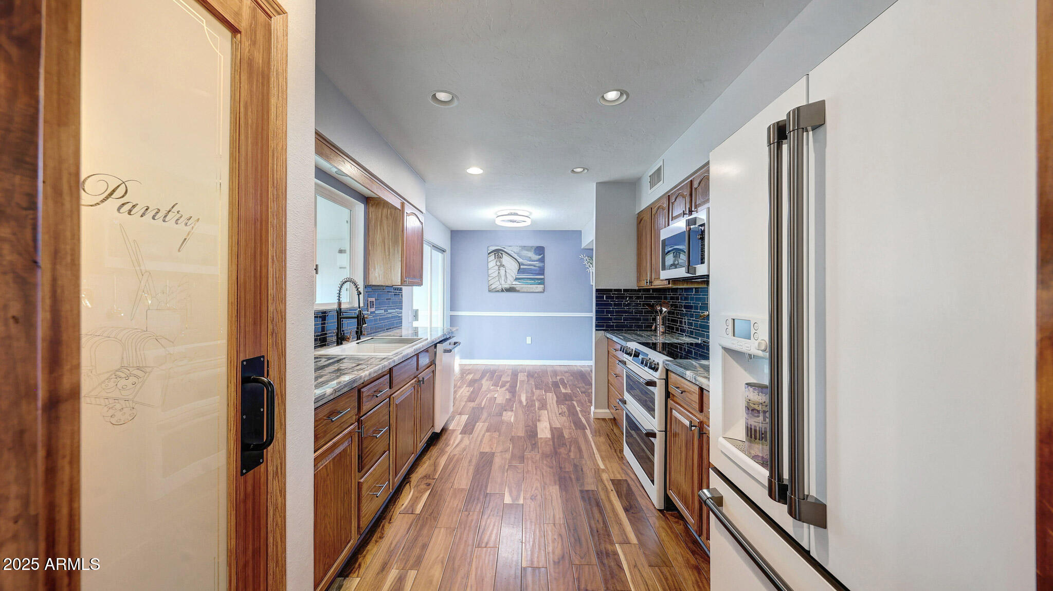 10914 W CAMPANA Drive