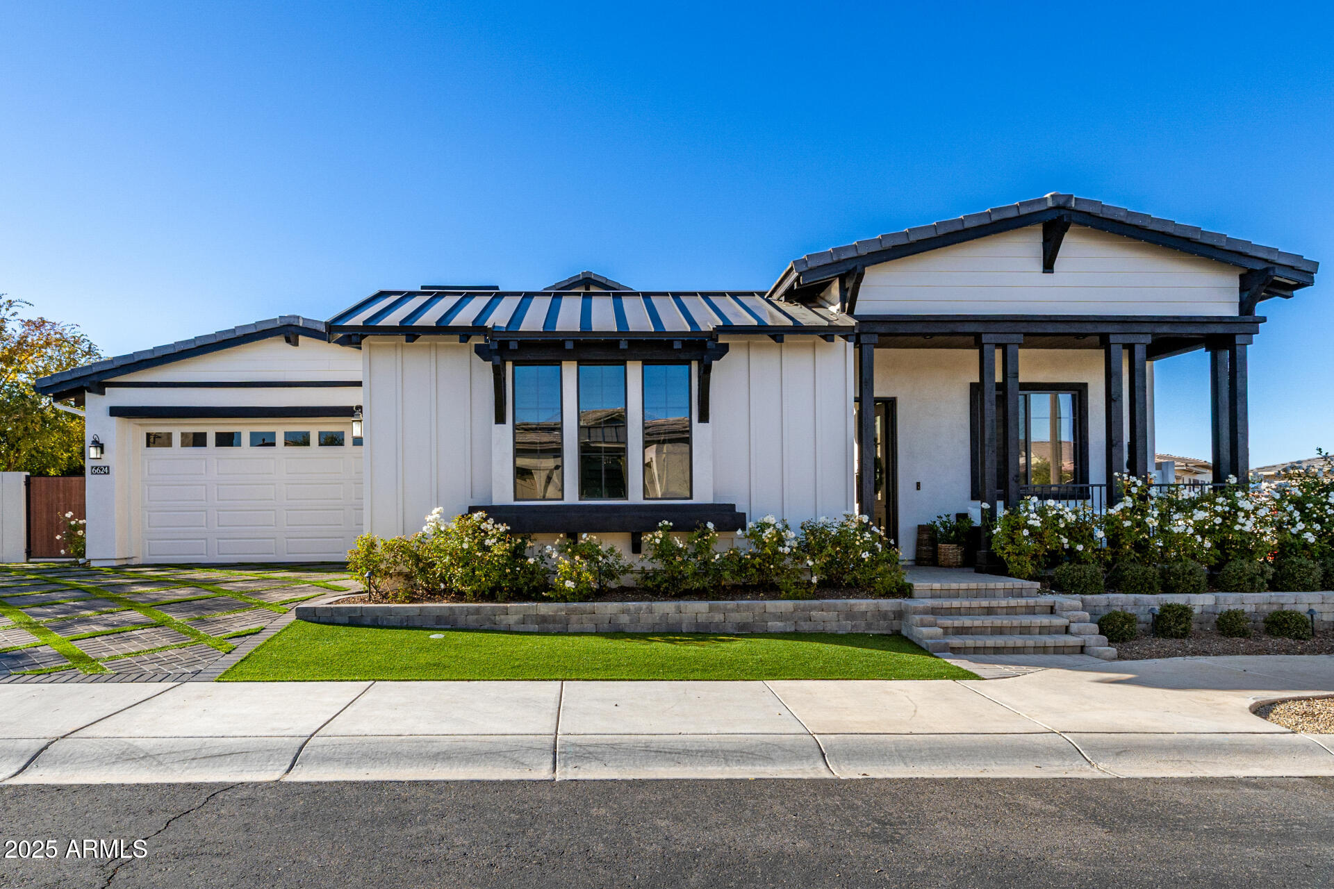 6624 S LAS SETAS Street