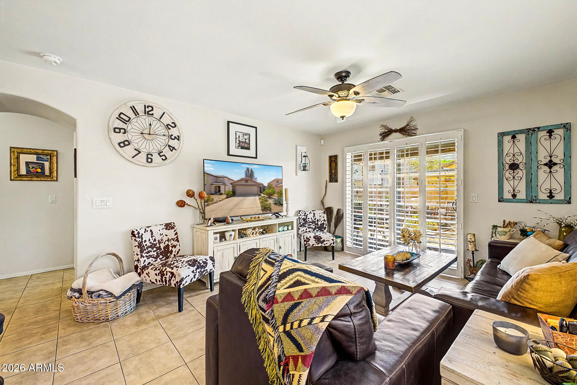 985 E STARDUST Way