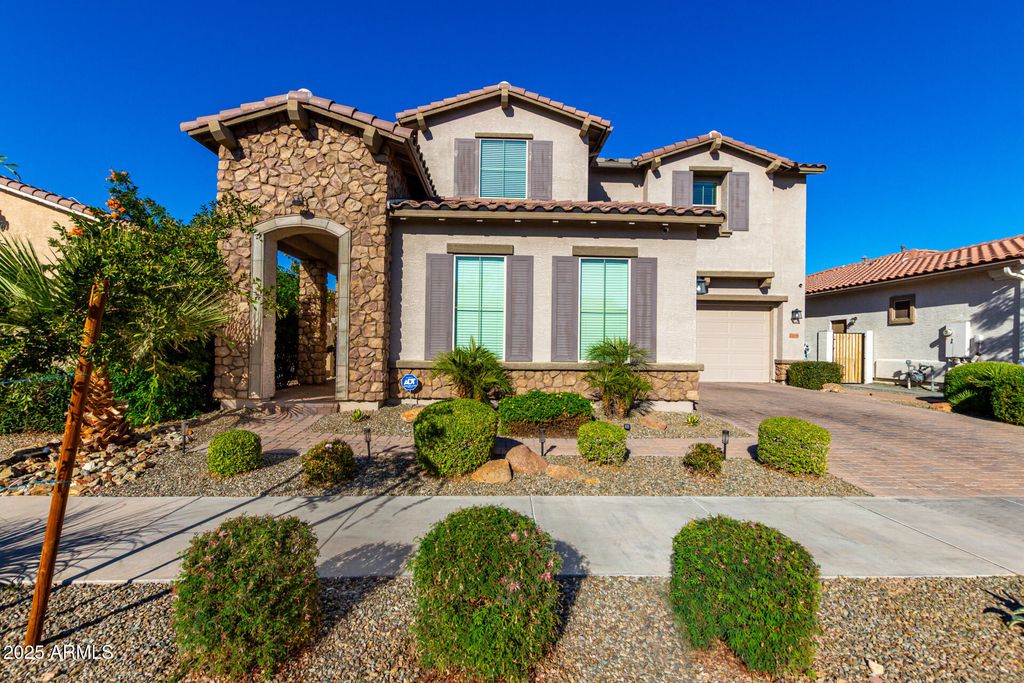 Photo of 22630 E Lawndale Place, Queen Creek, AZ 85142 (MLS # 6944424)