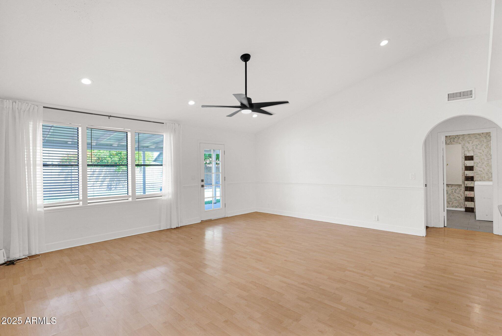 555 S BERMUDA Circle