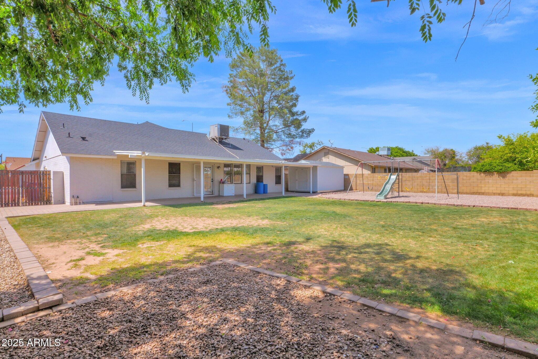 555 S BERMUDA Circle