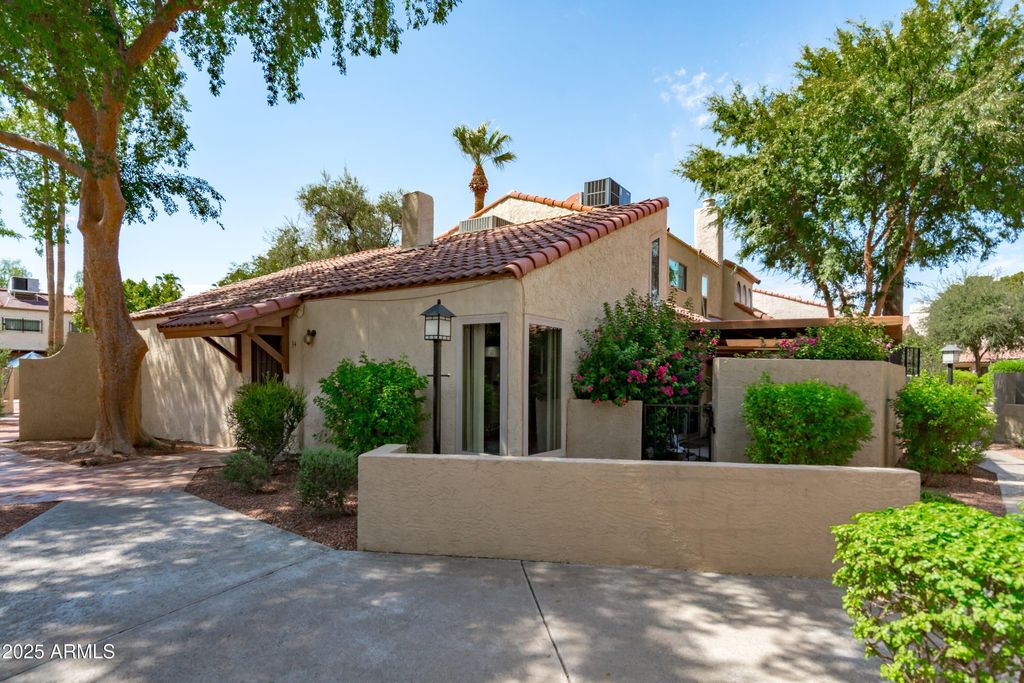 Photo of 6533 N 7th Avenue #34, Phoenix, AZ 85013 (MLS # 6951918)