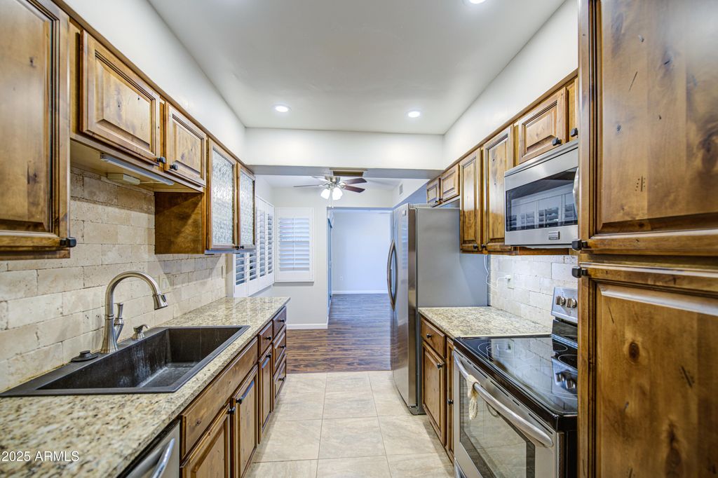 Photo of 10523 W Highwood Lane, Sun City, AZ 85373 (MLS # 6914061)