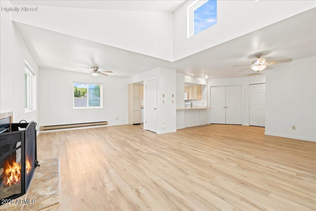 333 W LEROUX Street B6