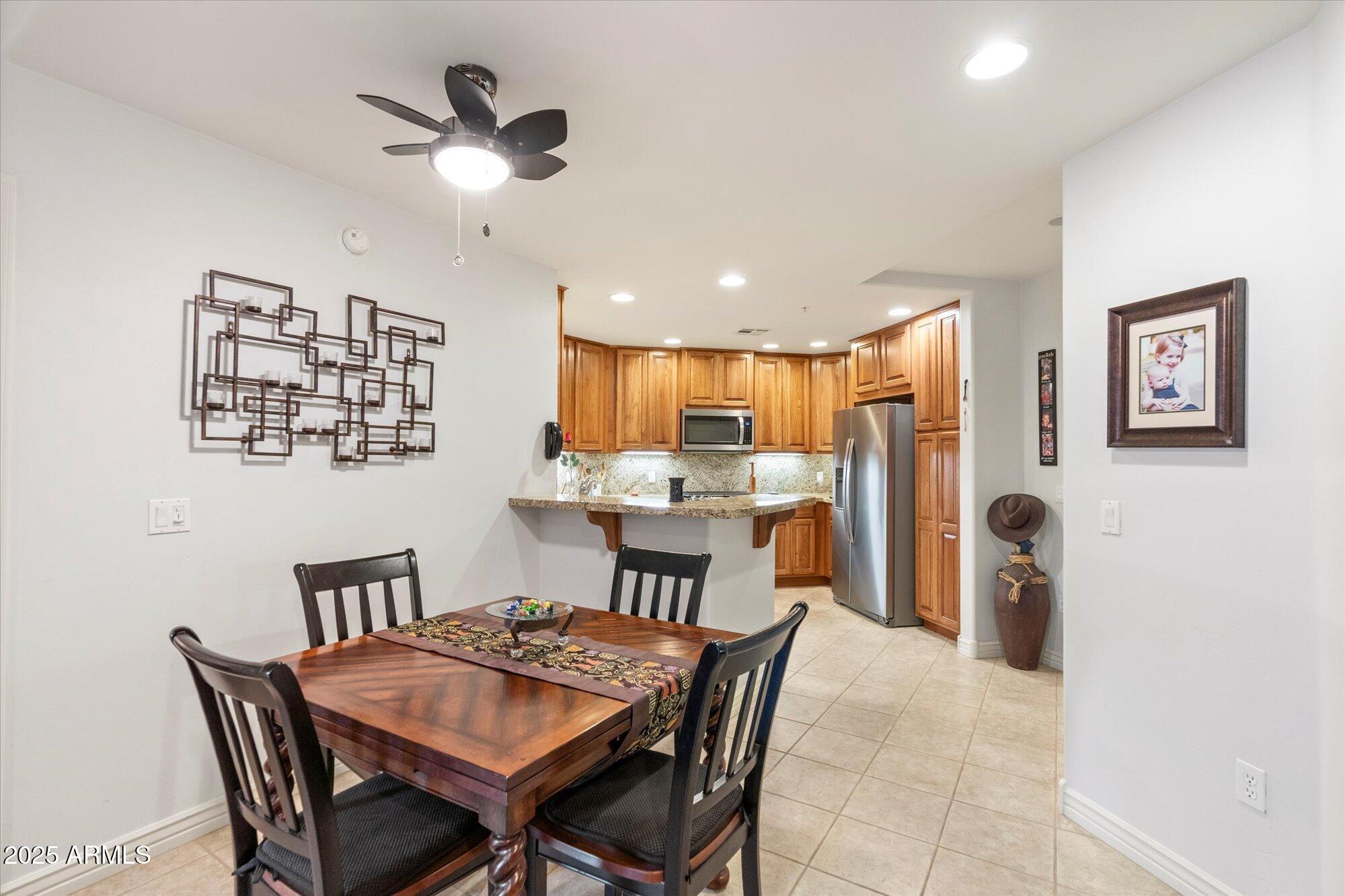 5350 E DEER VALLEY Drive 1238