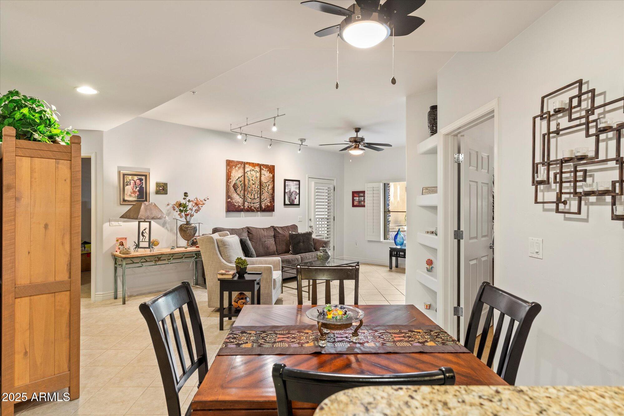 5350 E DEER VALLEY Drive 1238