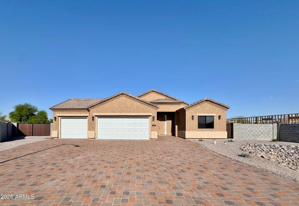 Photo of 1561 N Himosa Drive, Casa Grande, AZ 85122 (MLS # 7027020)