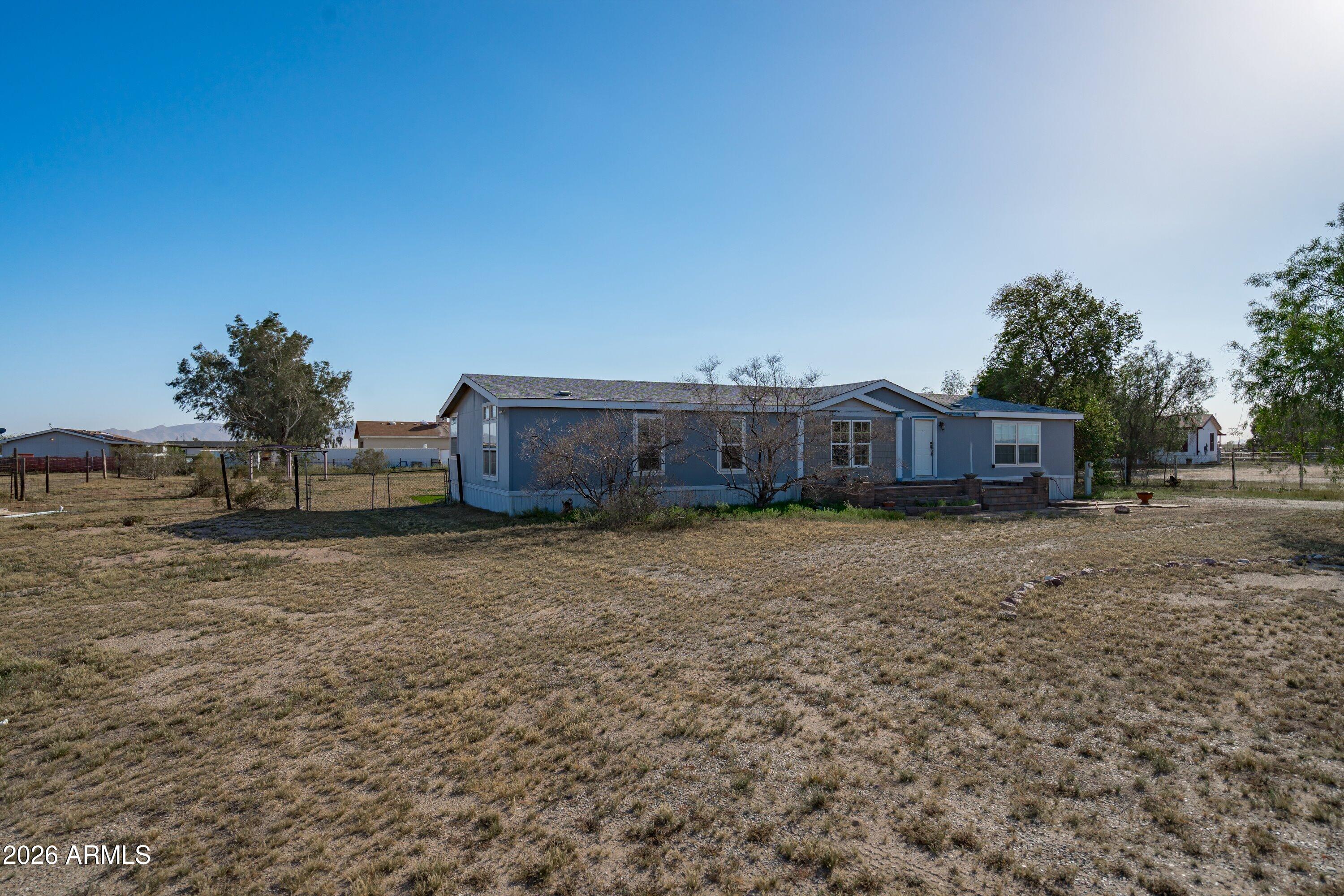 22547 W DUANE Lane
