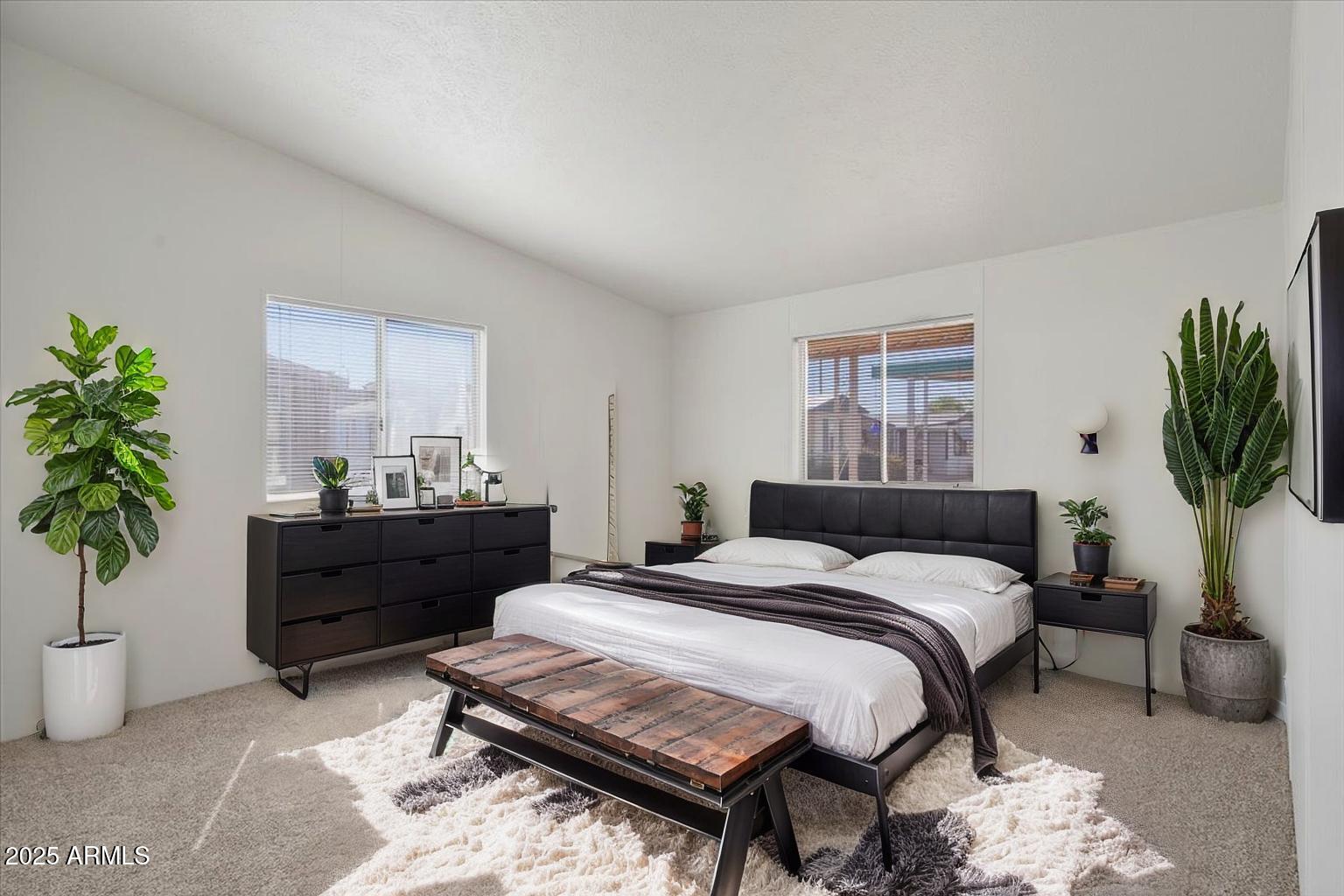 2121 N Center Street 54