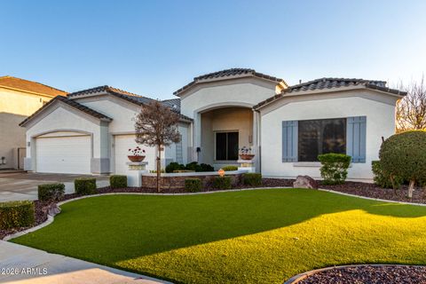 2705 S TUCANA Court Gilbert AZ 85295