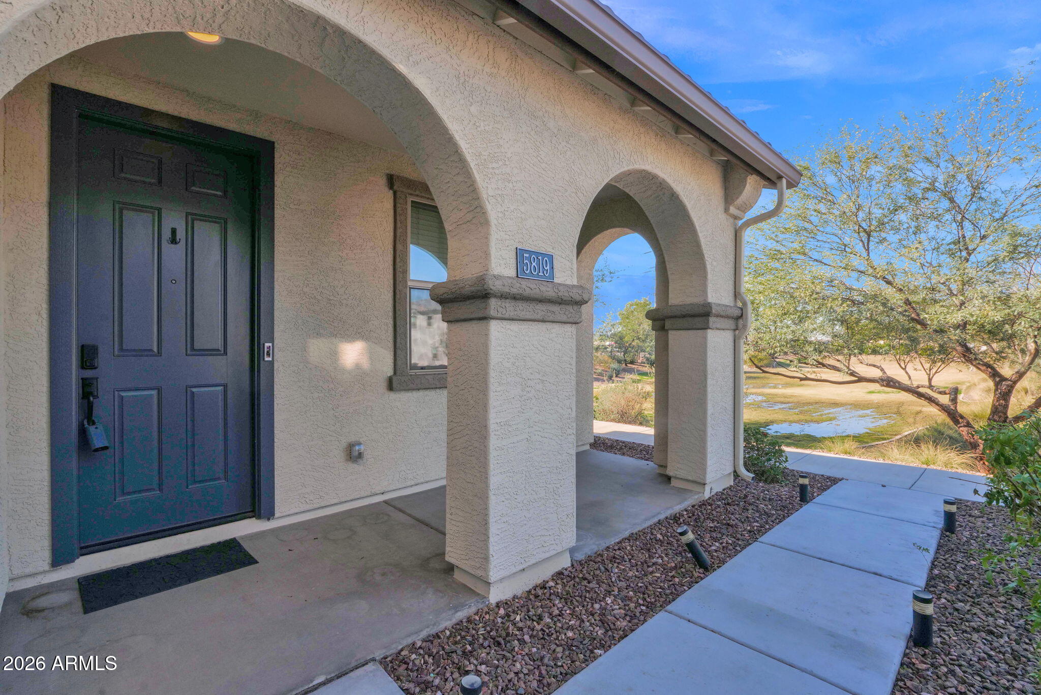 5819 W PUEBLO Avenue