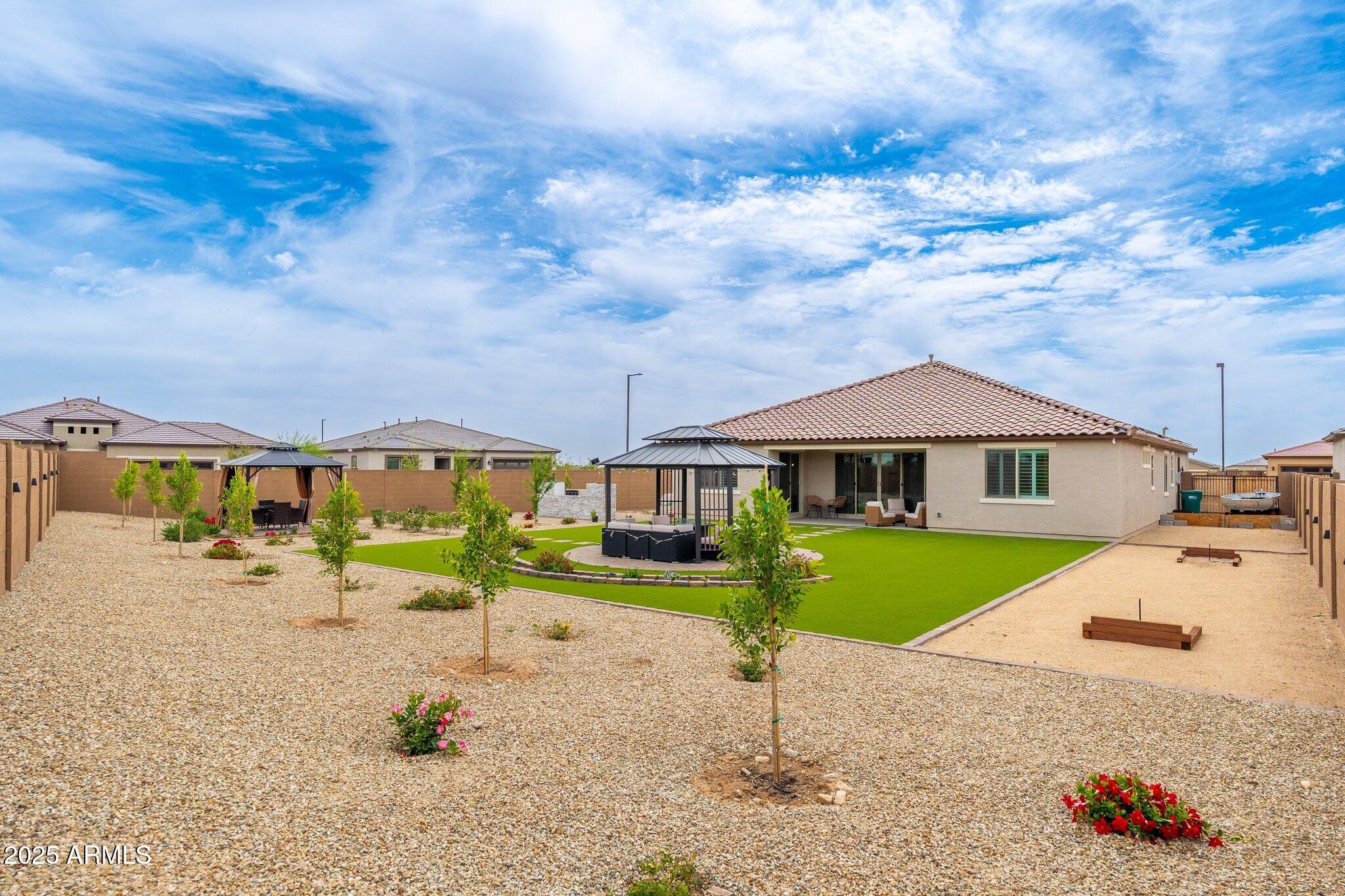 WHITE TANK FOOTHILLS PARCEL 16 - Residential