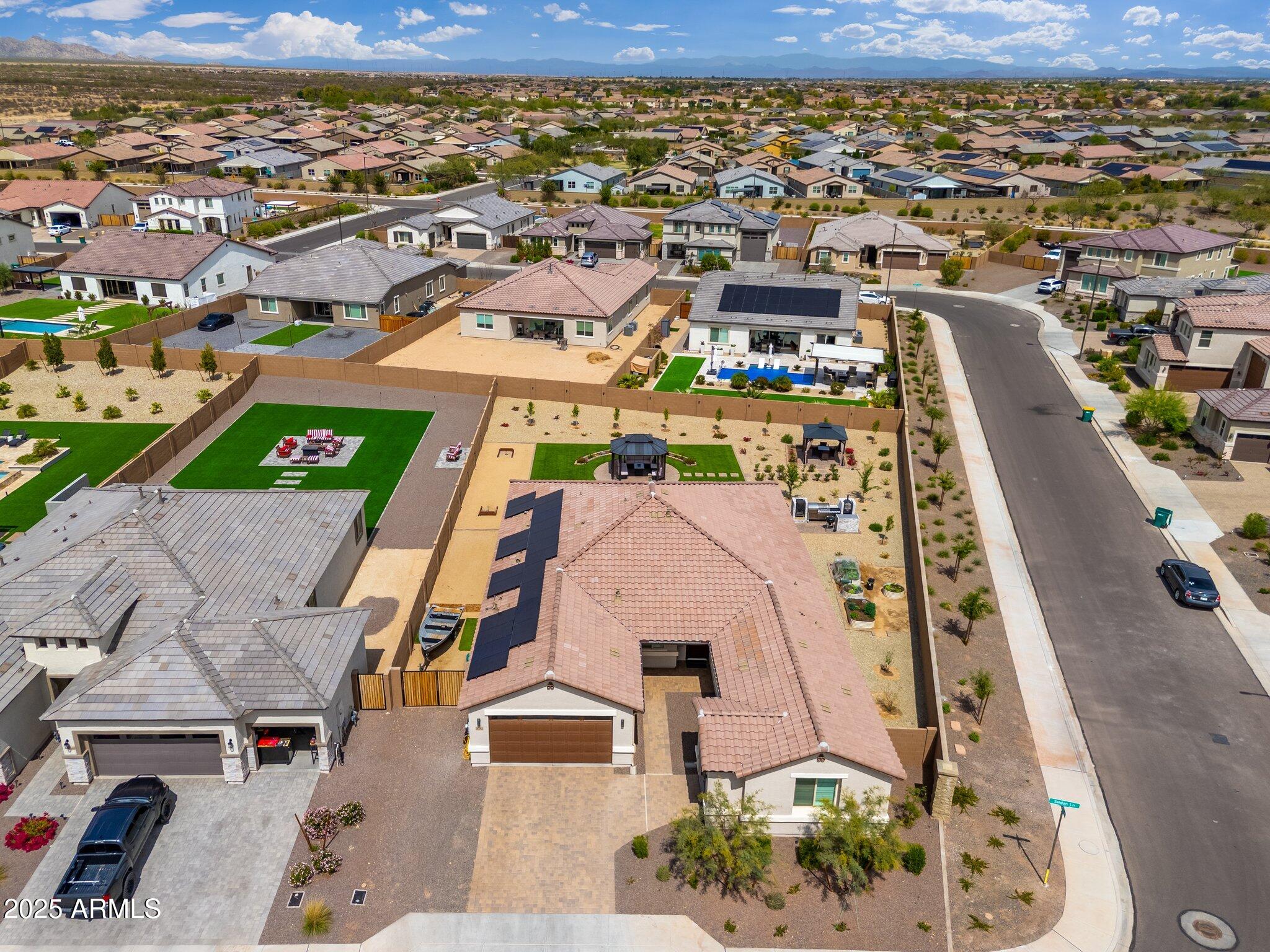 WHITE TANK FOOTHILLS PARCEL 16 - Residential