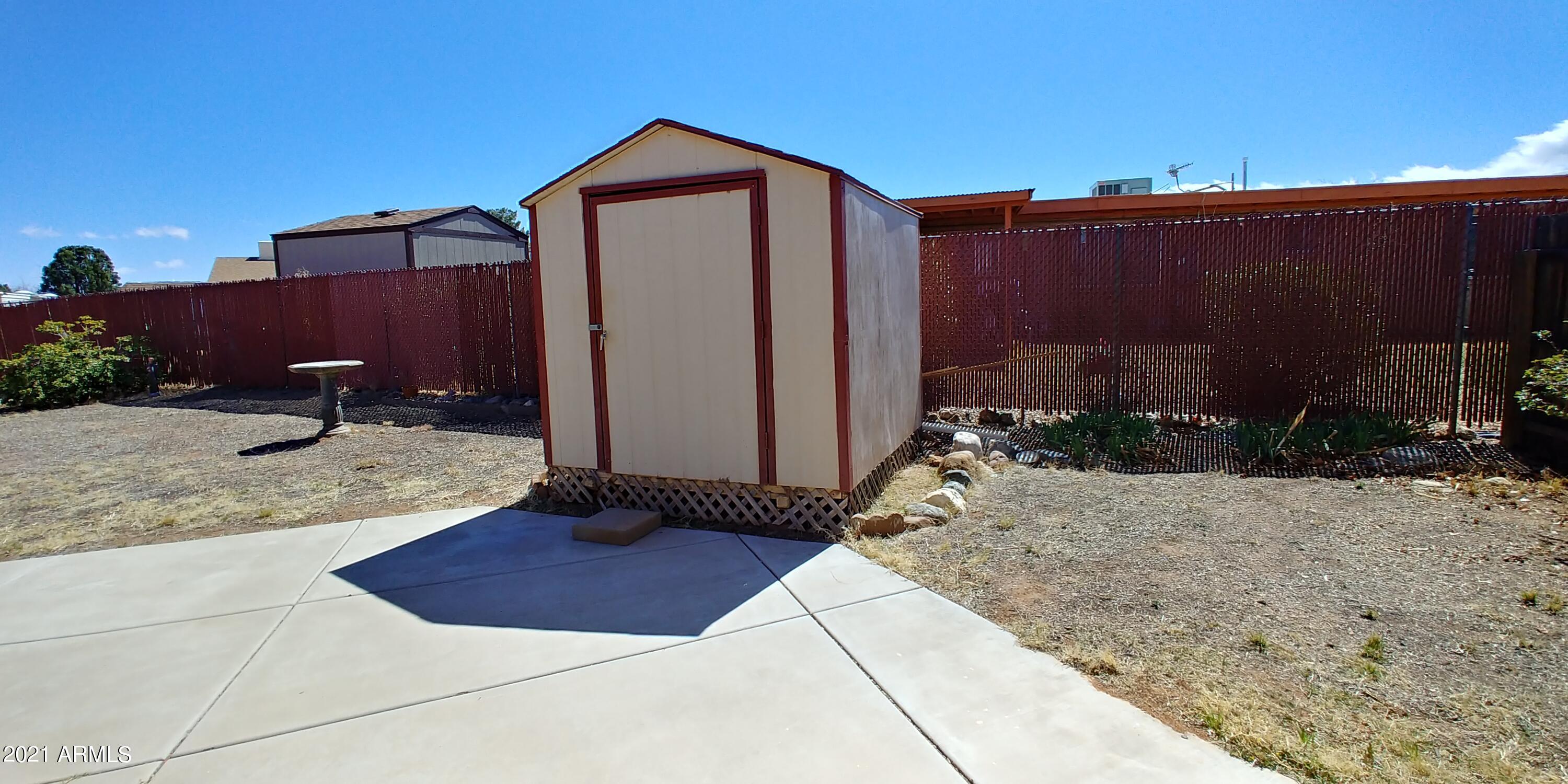THE MEADOWS - Residential