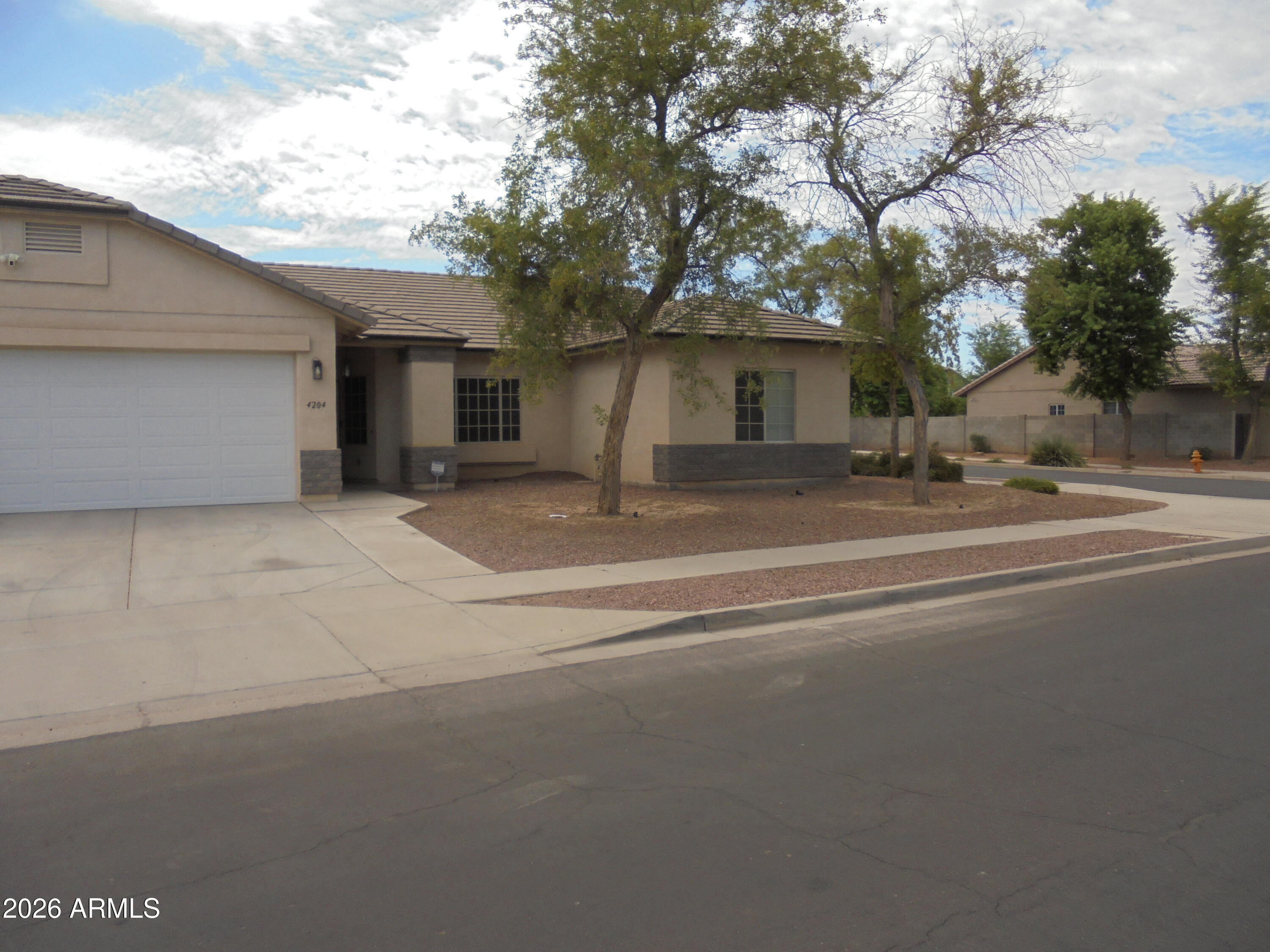 4204 S 78TH Lane