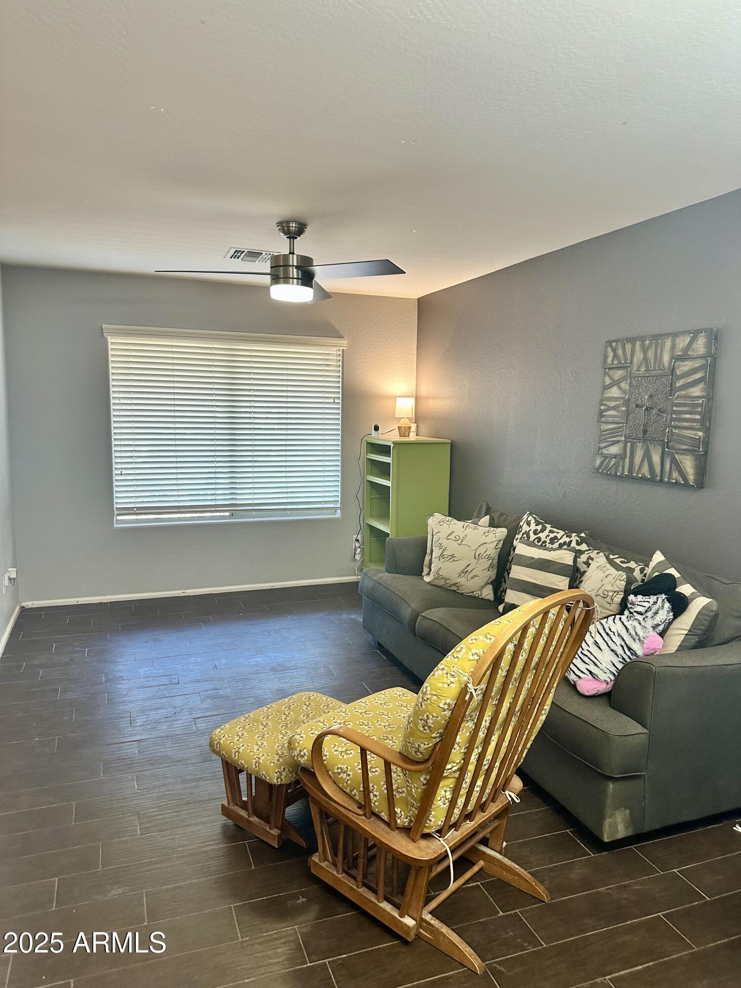 491 E Jeanne Lane