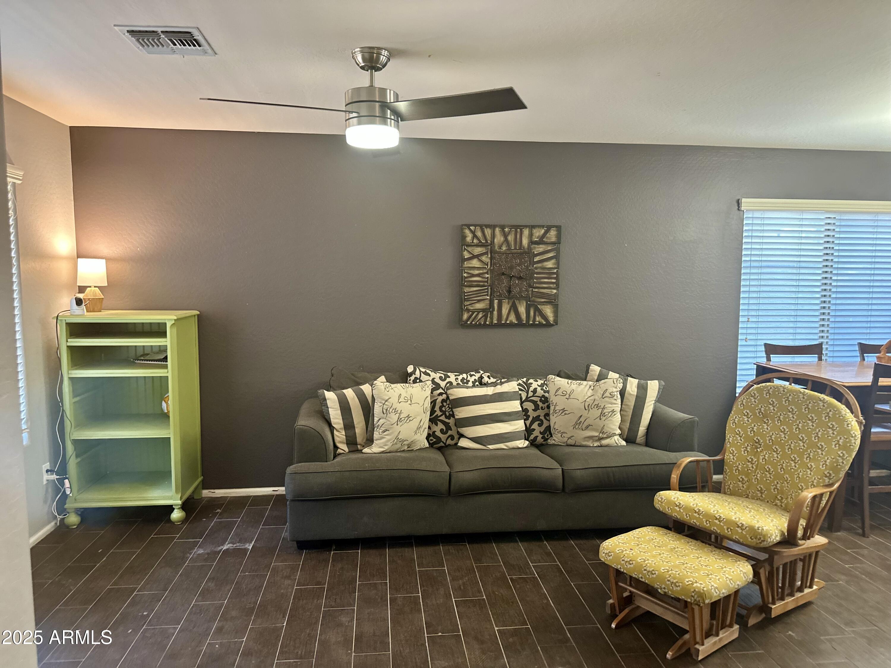 491 E Jeanne Lane