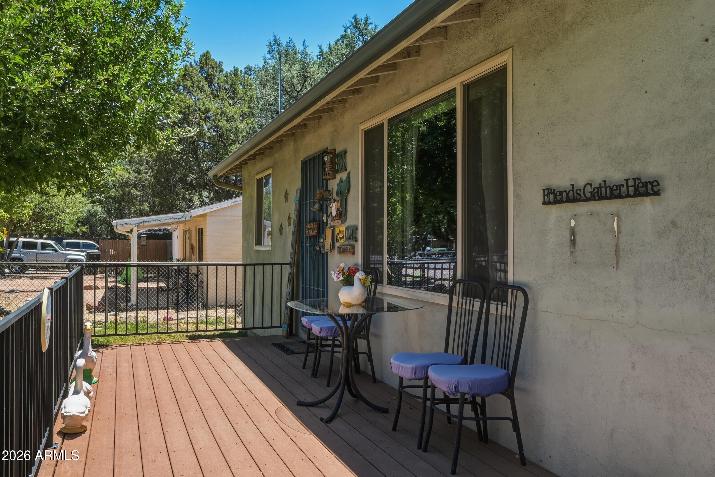 303 W Saddle Lane