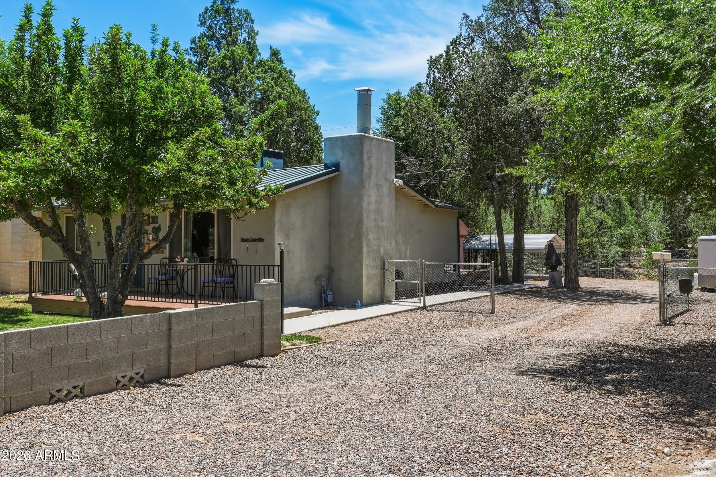 303 W Saddle Lane