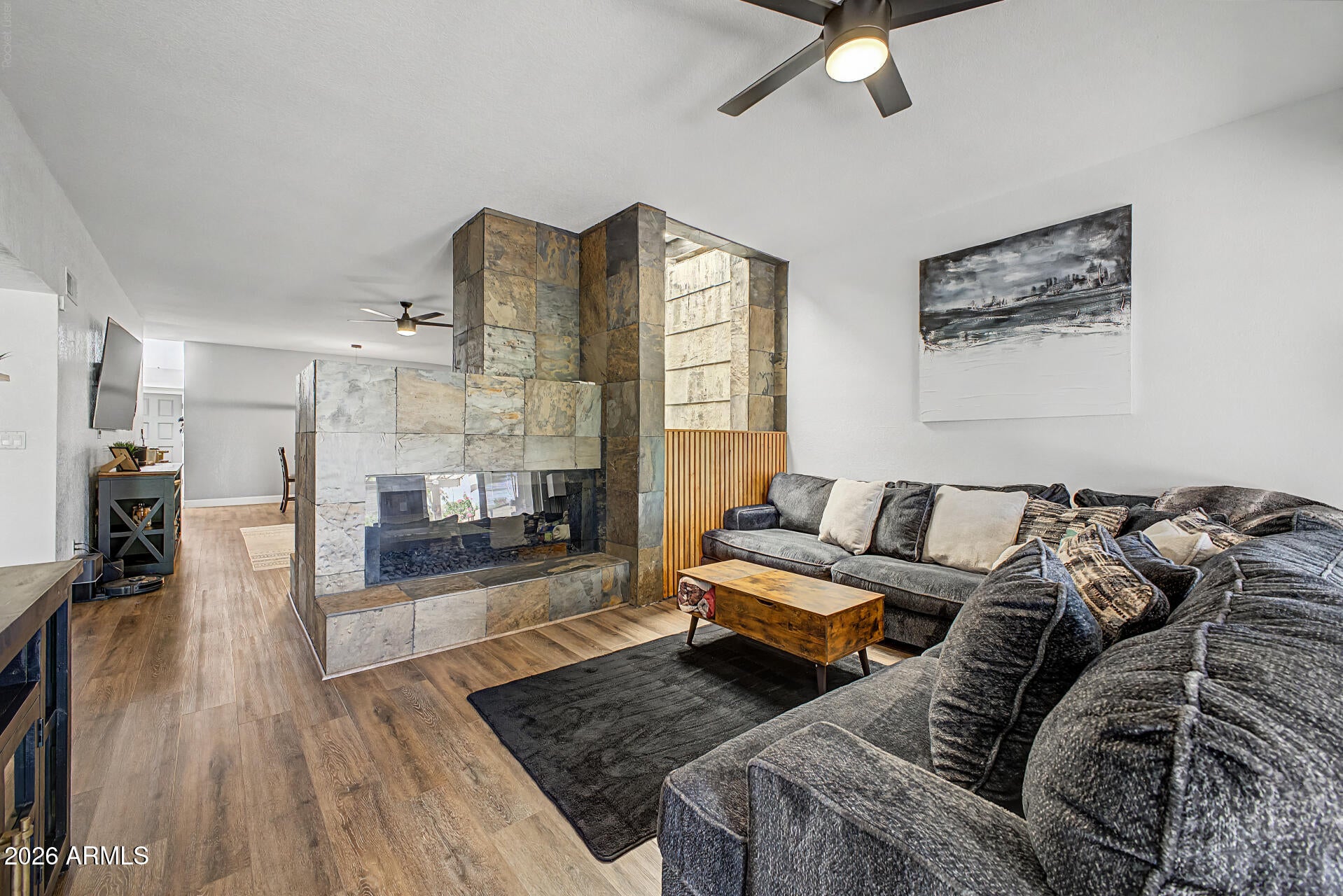 2322 S ROGERS -- 33