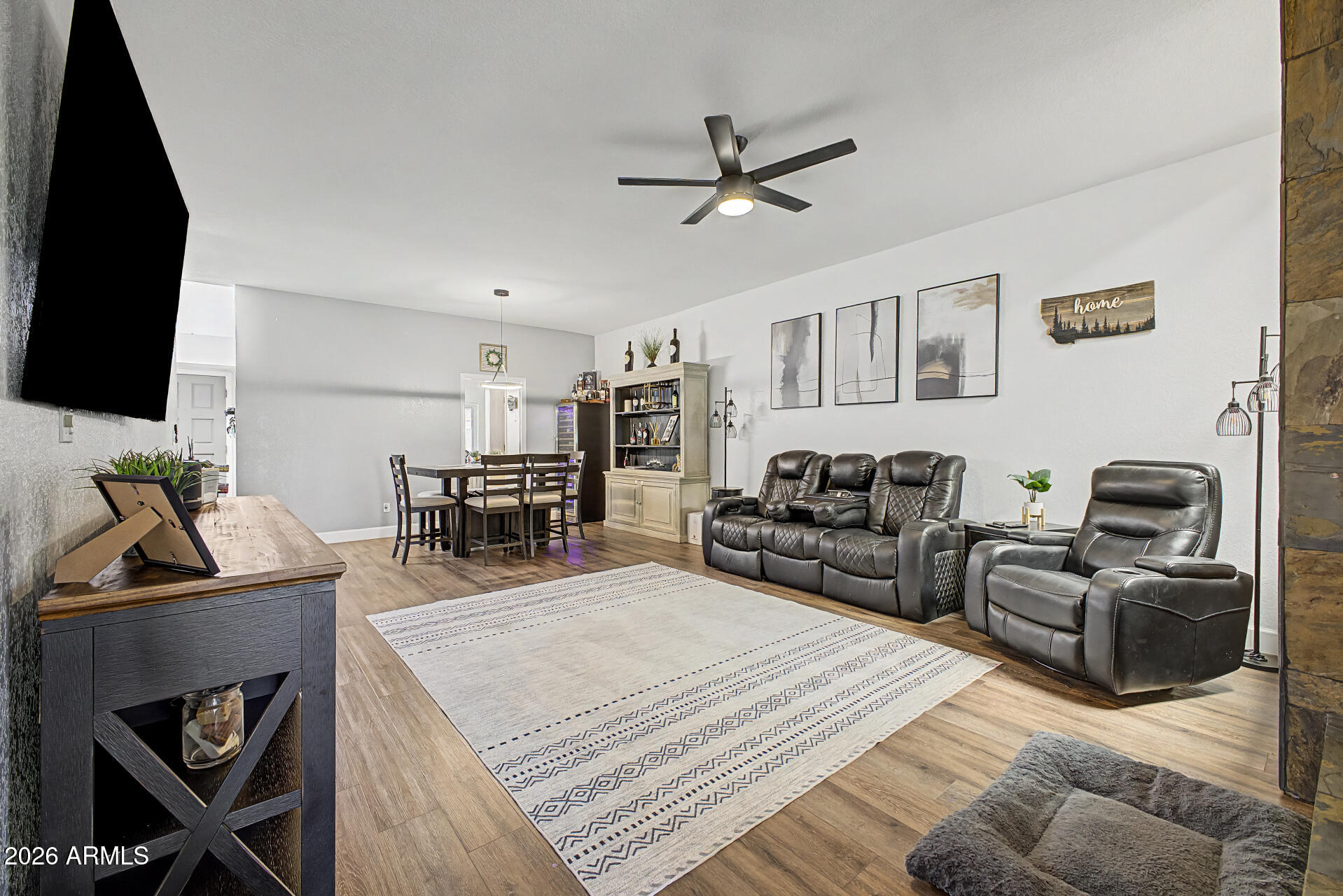 2322 S ROGERS -- 33