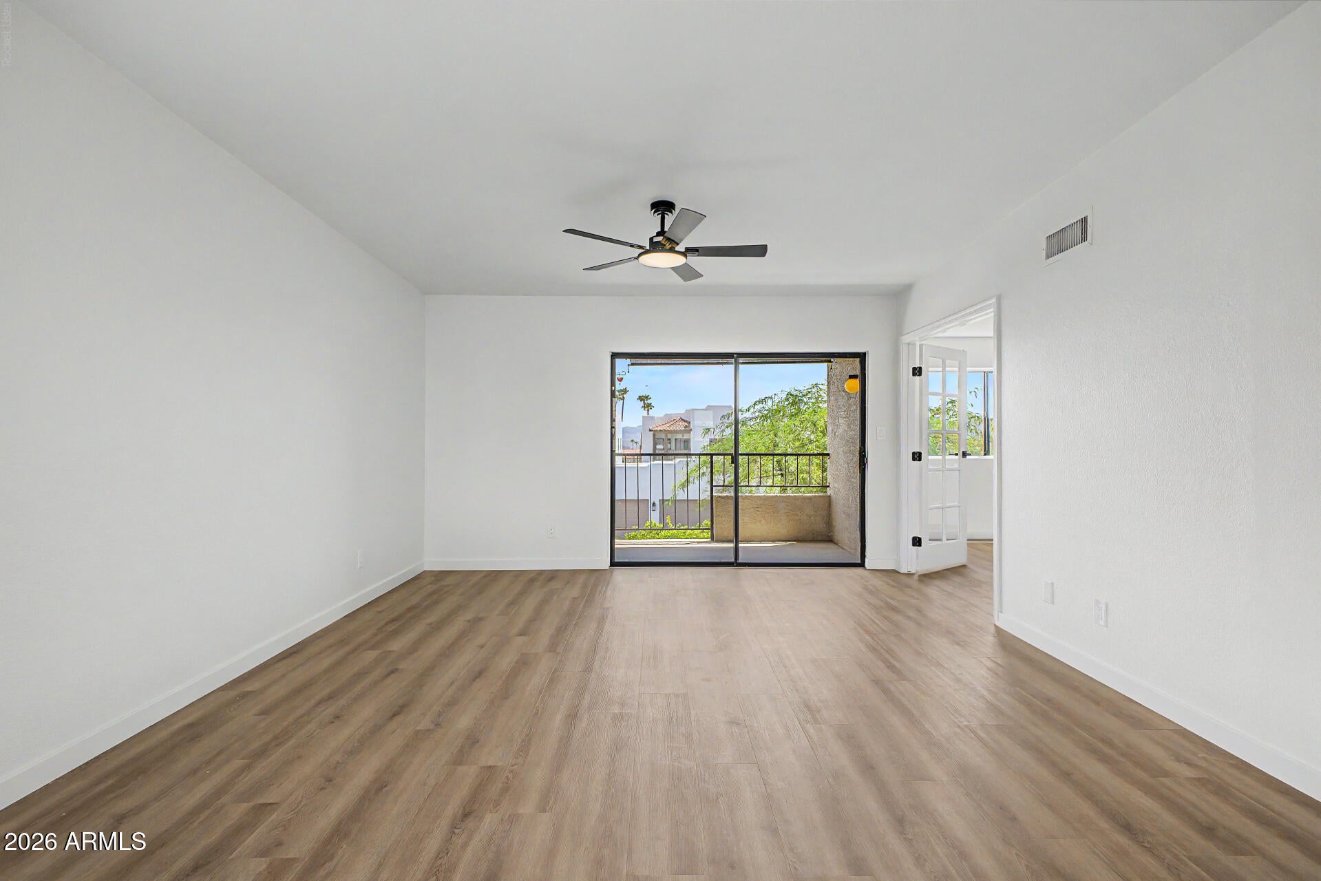 16540 E GUNSIGHT Drive 203