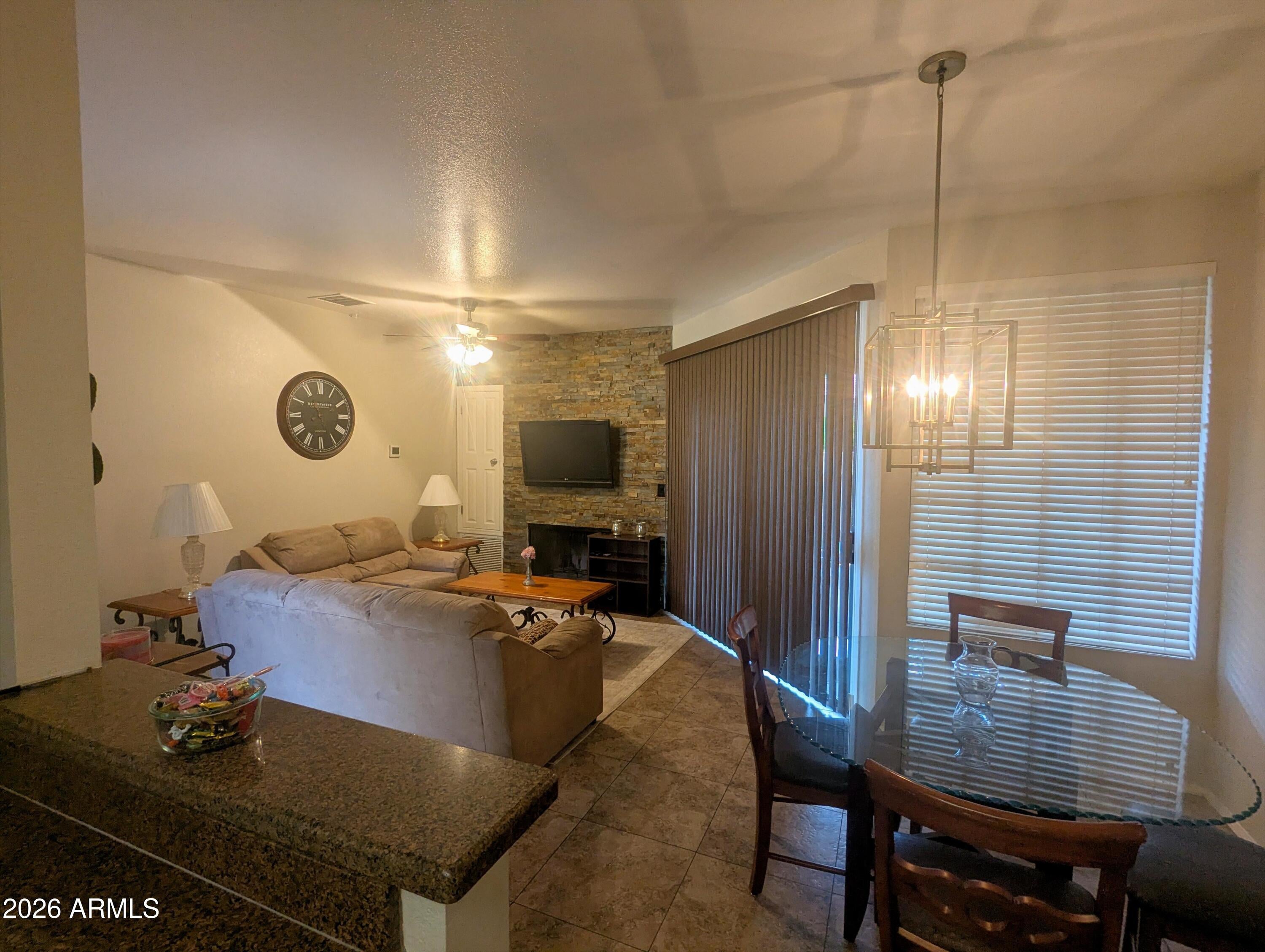 1001 N PASADENA -- 10