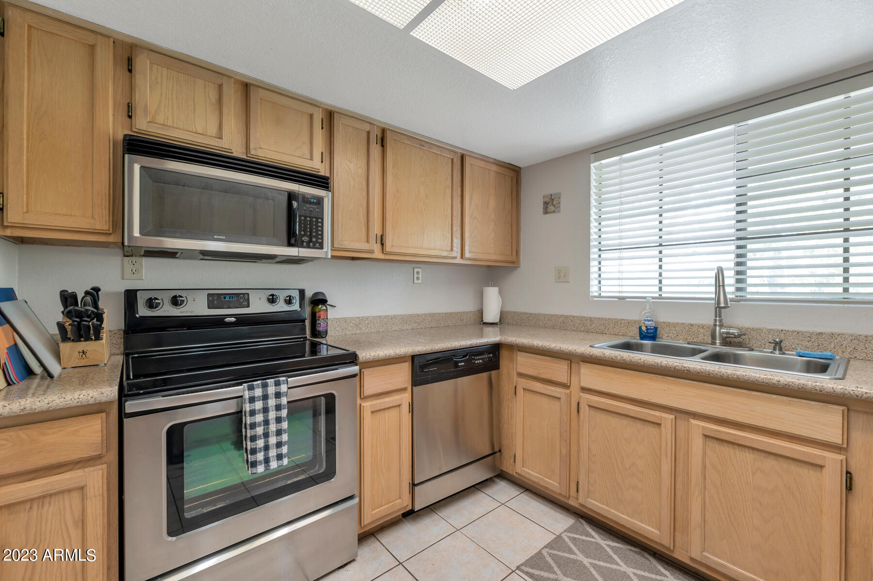 6885 E COCHISE Road 242