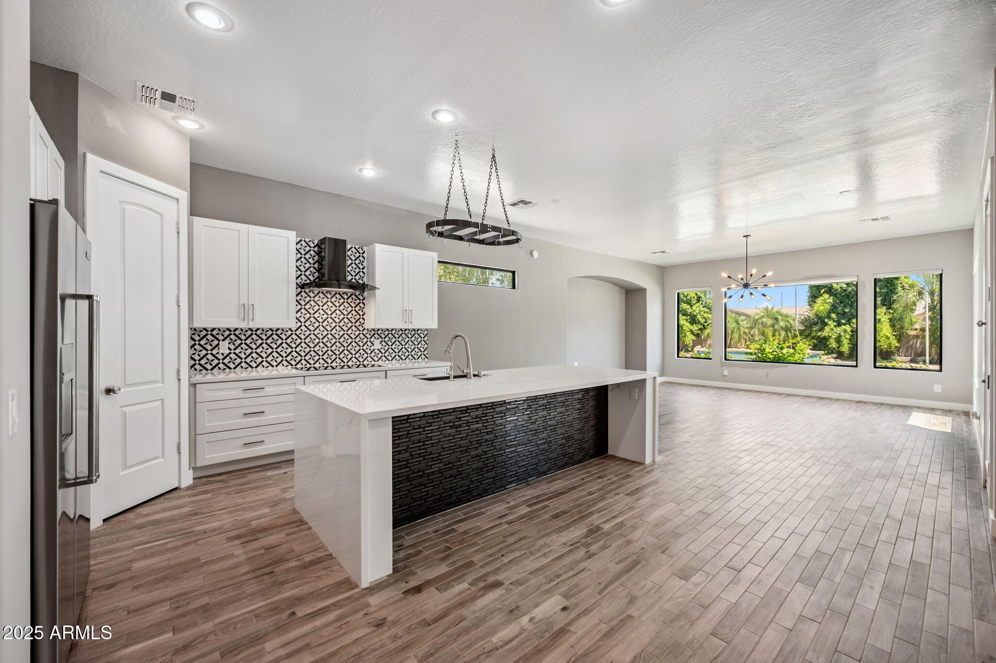 Chandler, Arizona 85249, United States, 3 Bedrooms Bedrooms, ,3 BathroomsBathrooms,Residential,Active,158409