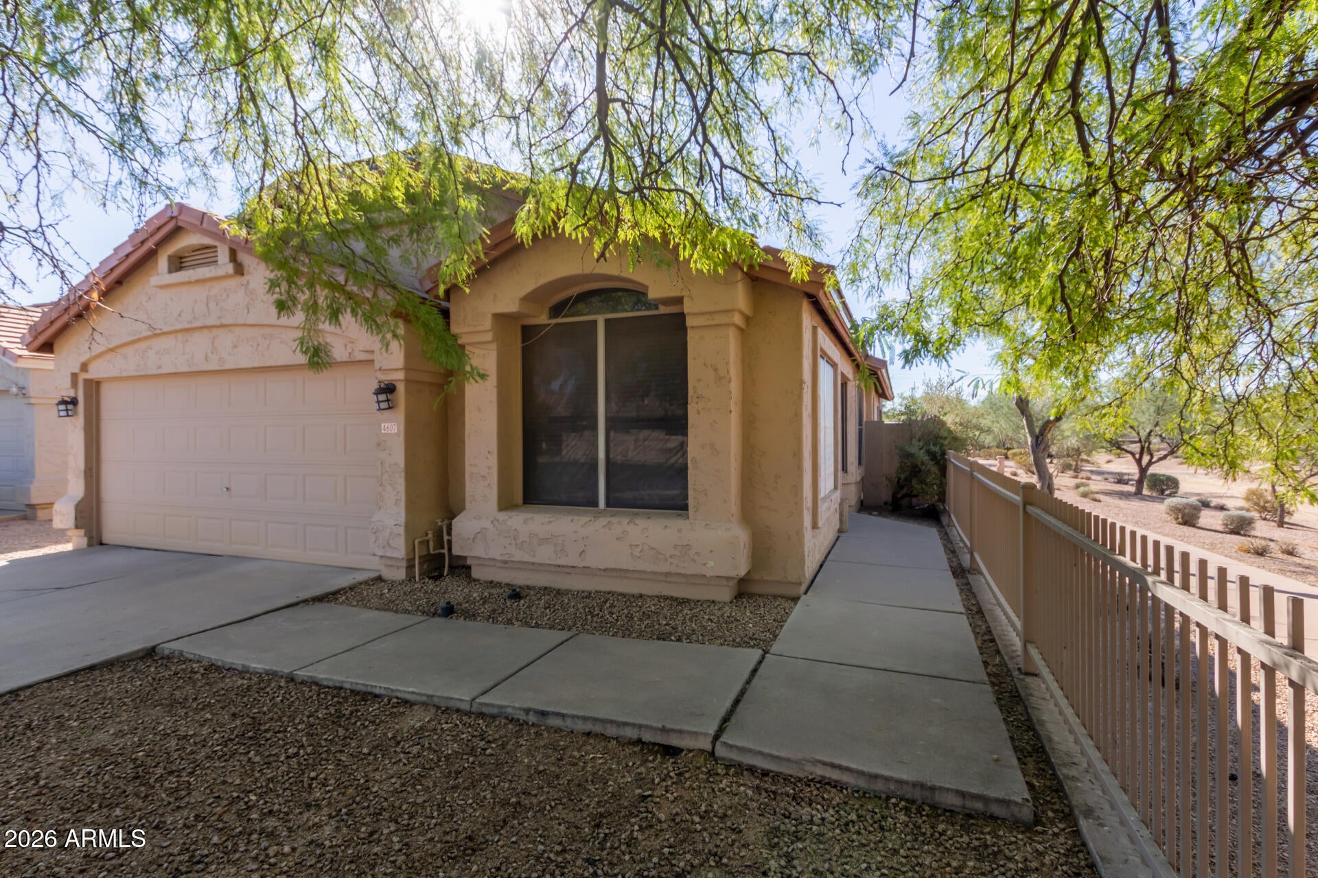 4607 E Abraham Lane