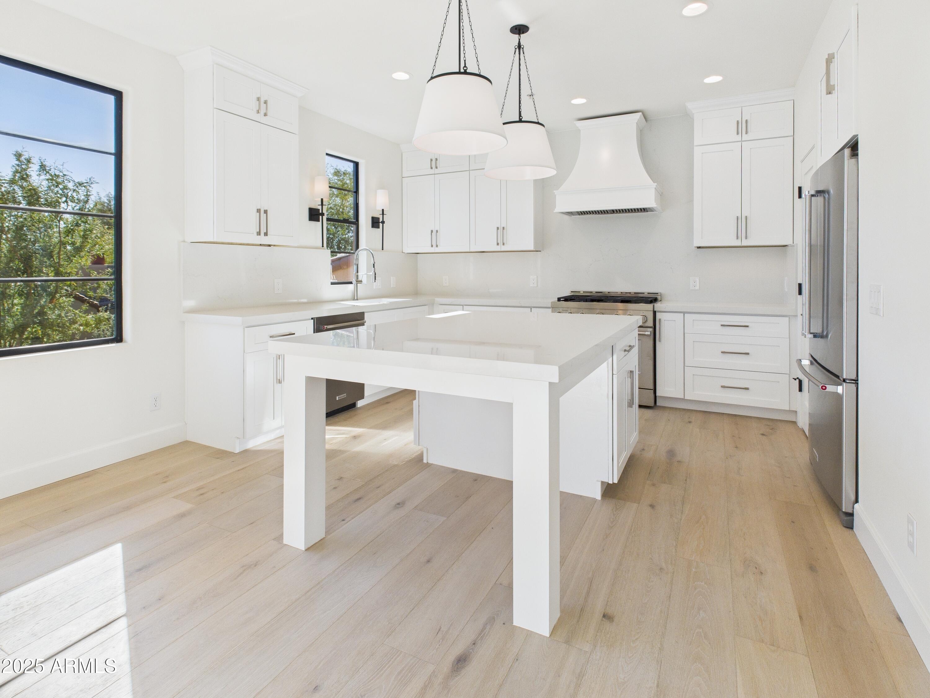 20704 N 90TH Place 1015