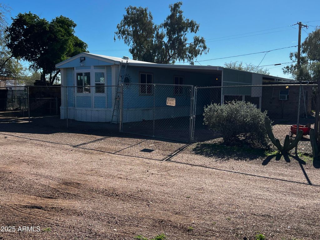 Photo of 11201 E Jupiter Drive, Apache Junction, AZ 85120 (MLS # 6936603)