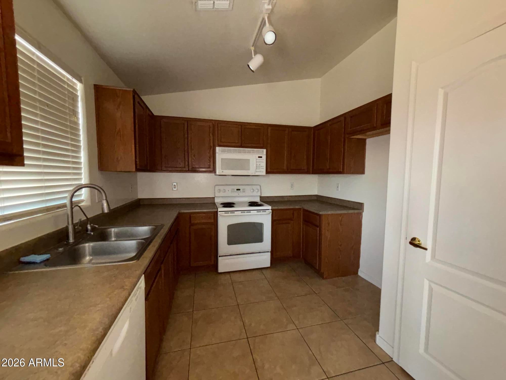 24996 W Vista Norte Street