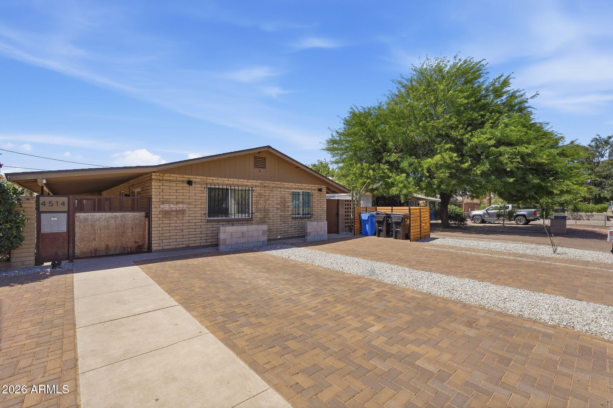 VICTOR PARK - Residential Income
