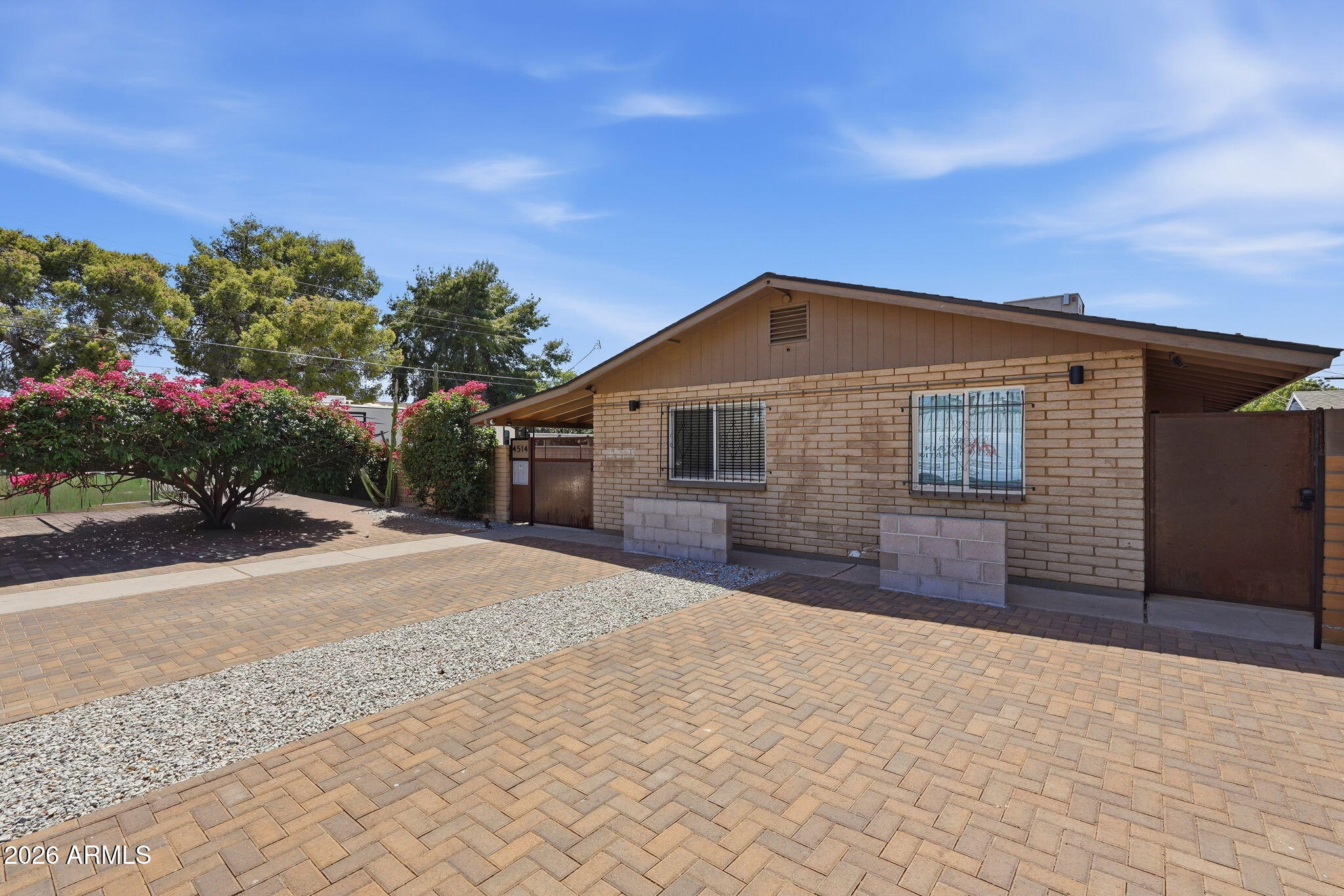 VICTOR PARK - Residential Income