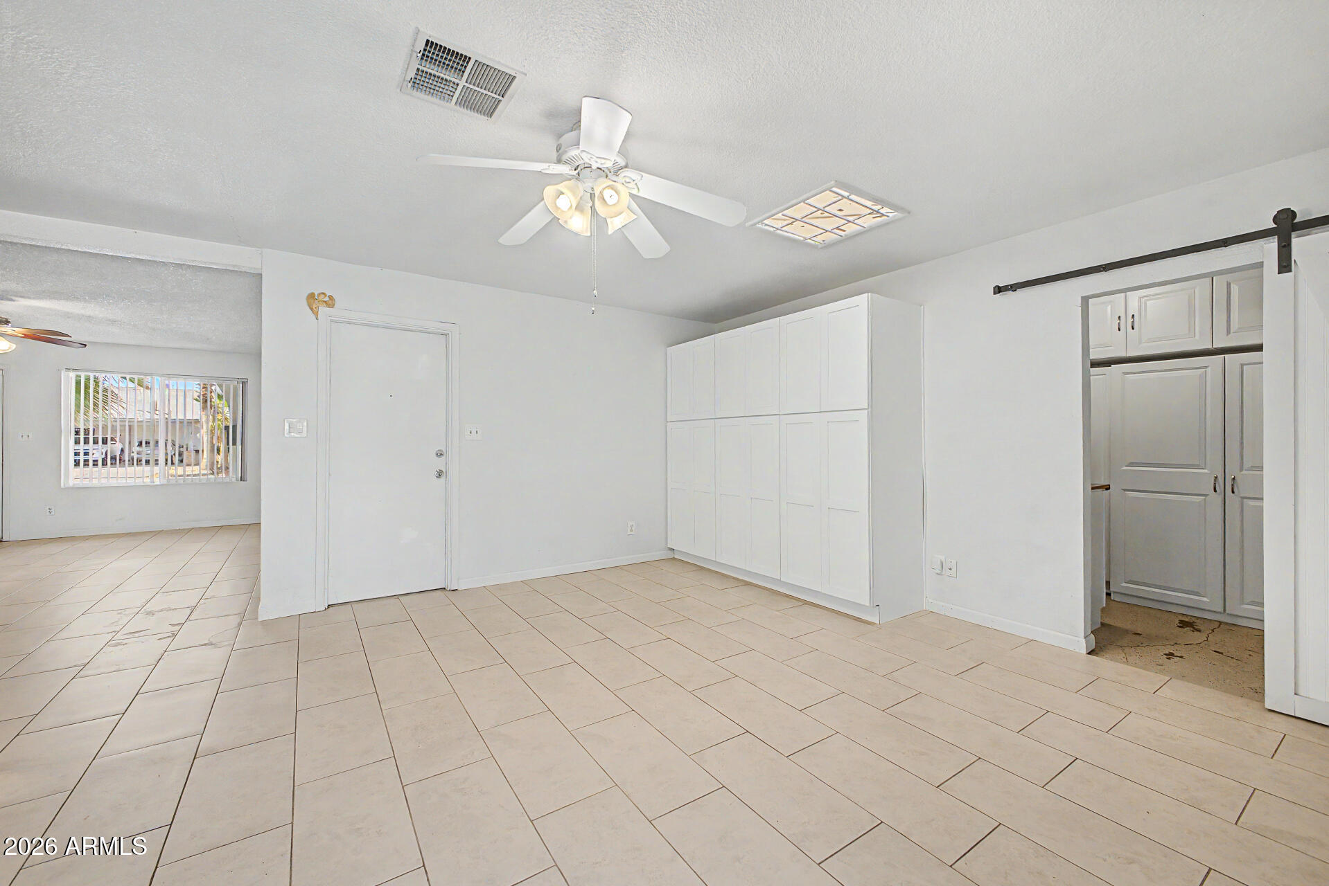 2815 W VILLA RITA Drive