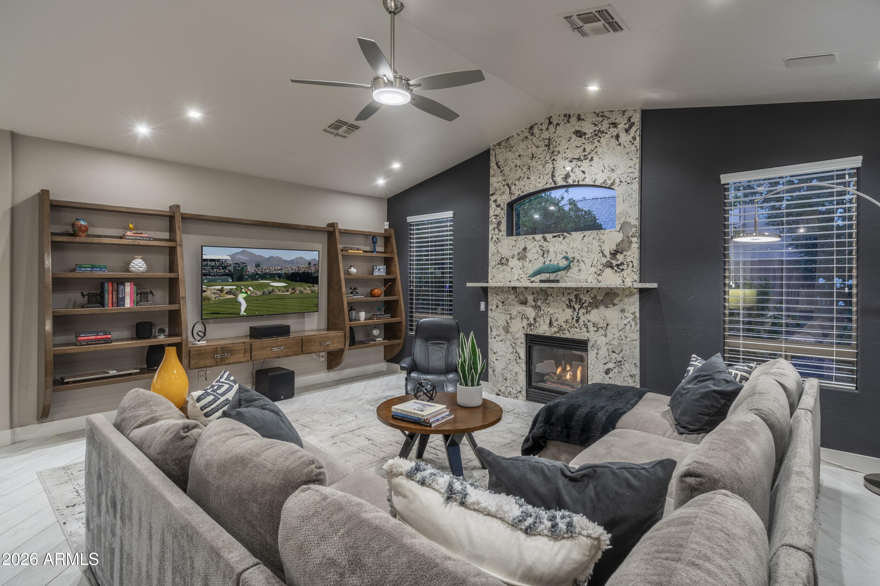 4405 E CASEY Lane