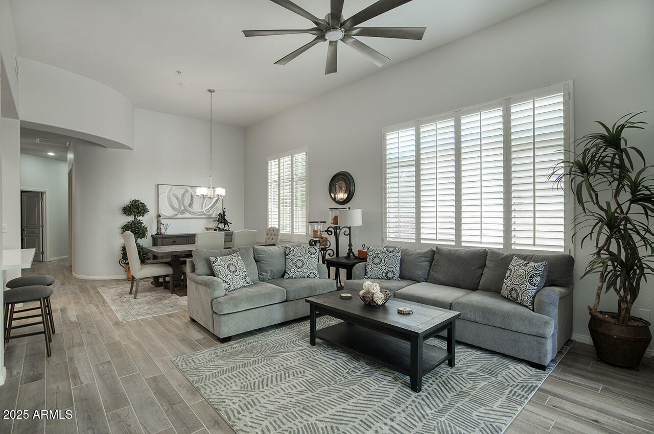 19475 N Grayhawk Drive #1046