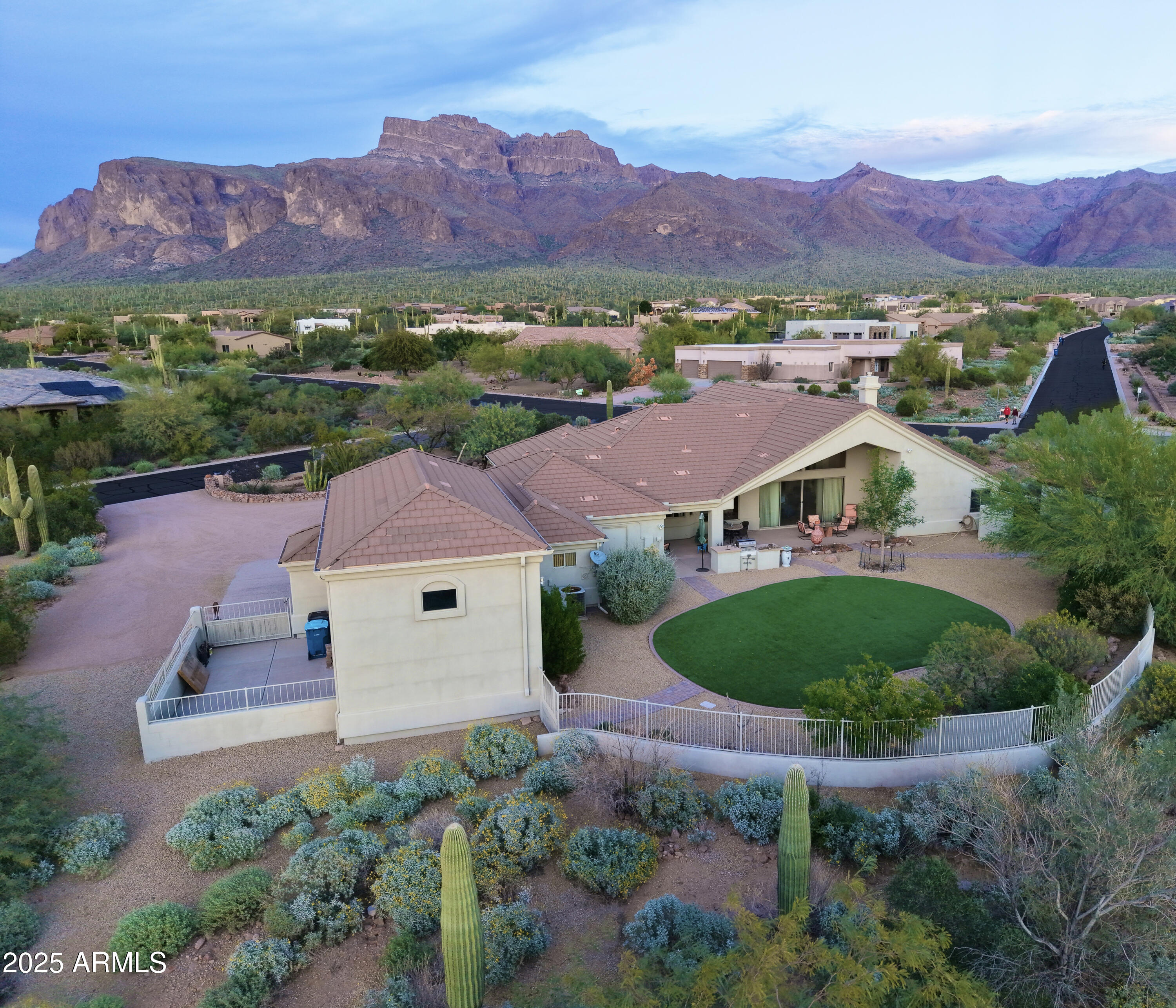 SUPERSTITION HIGHLANDS UNIT 1 - Residential